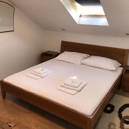 Sobe Zimmer Frei Pozsega Kültér fotó
