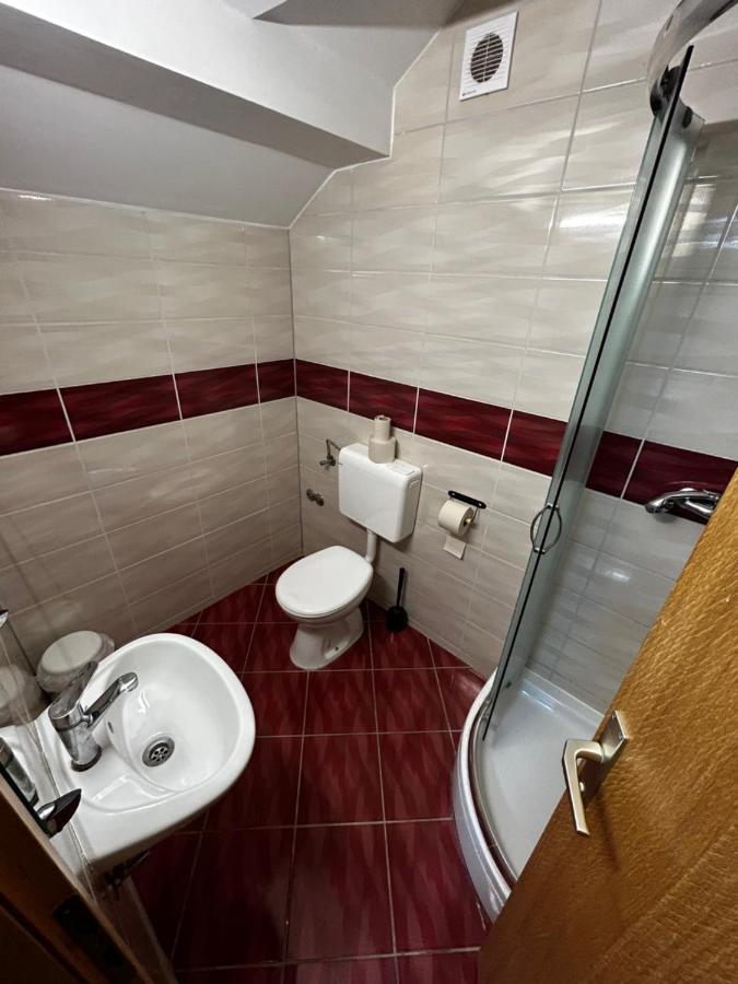 Sobe Zimmer Frei Pozsega Kültér fotó