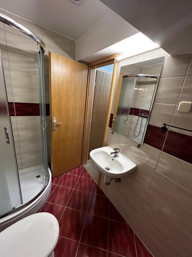 Sobe Zimmer Frei Pozsega Kültér fotó