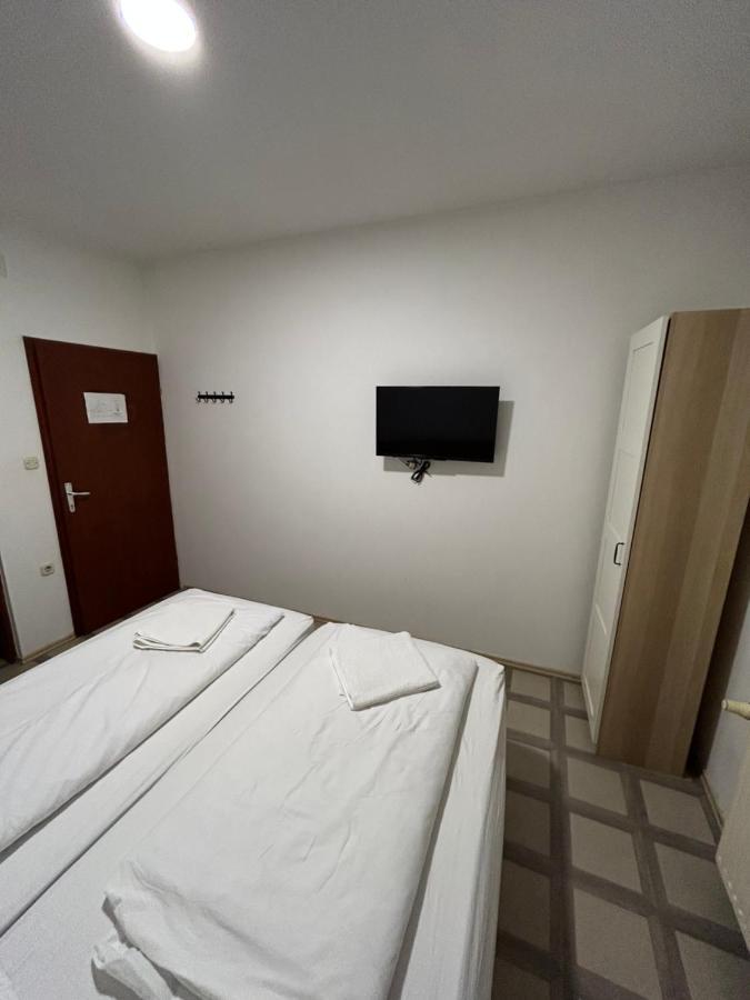 Sobe Zimmer Frei Pozsega Kültér fotó