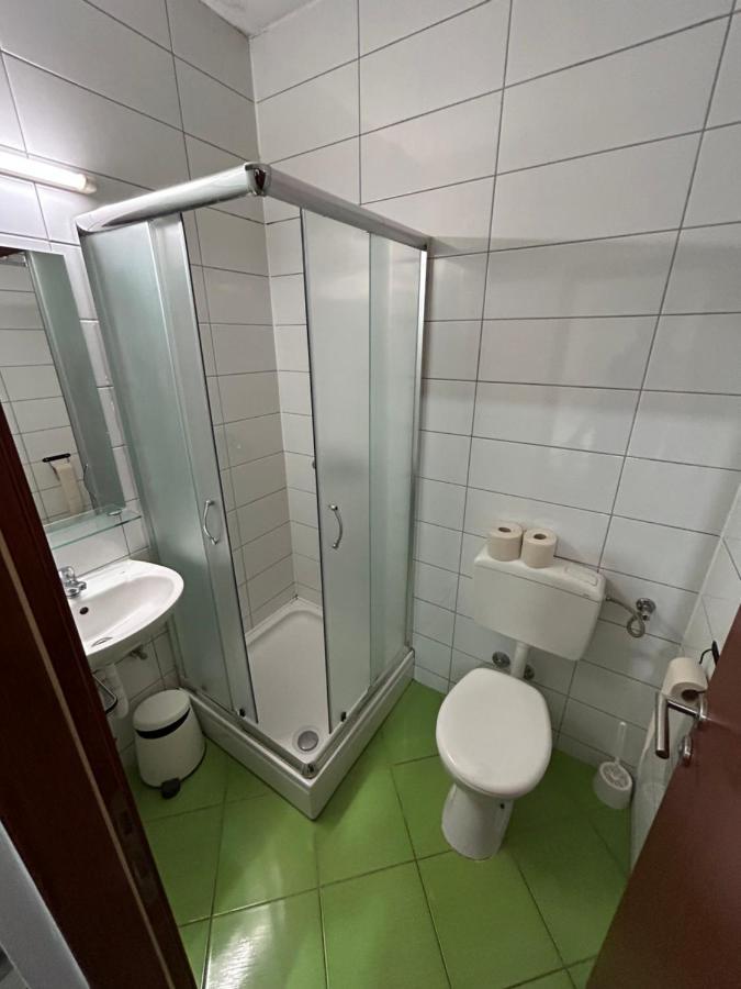 Sobe Zimmer Frei Pozsega Kültér fotó