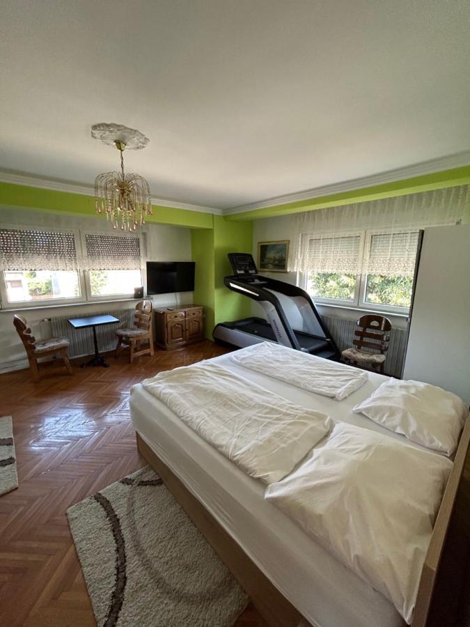 Sobe Zimmer Frei Pozsega Kültér fotó